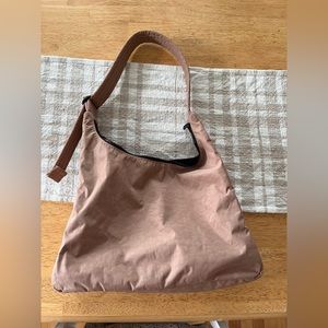 BAGGU Nylon Shoulder Bag